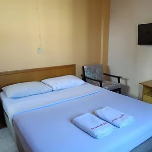 Ang's Otel