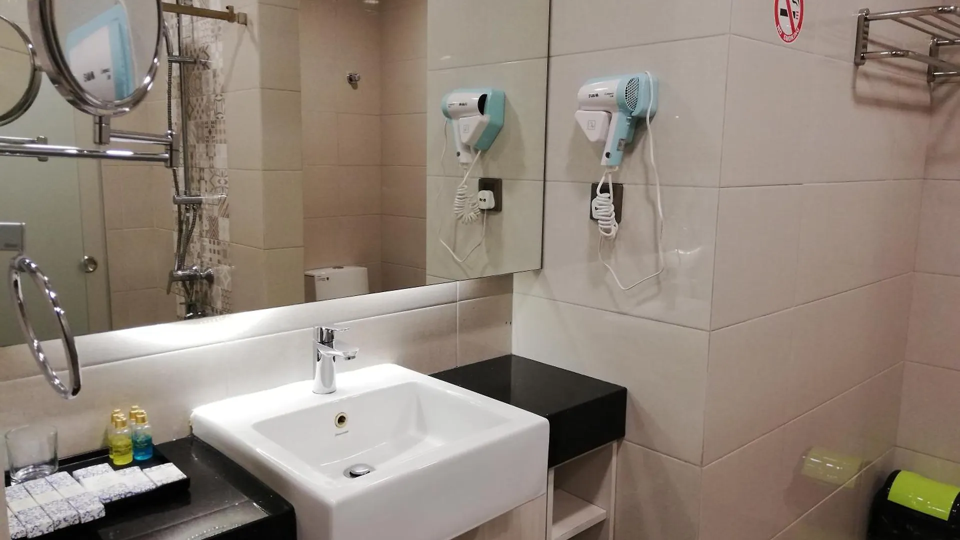 Ease Hotel Sdn Bhd Kota Kinabalu