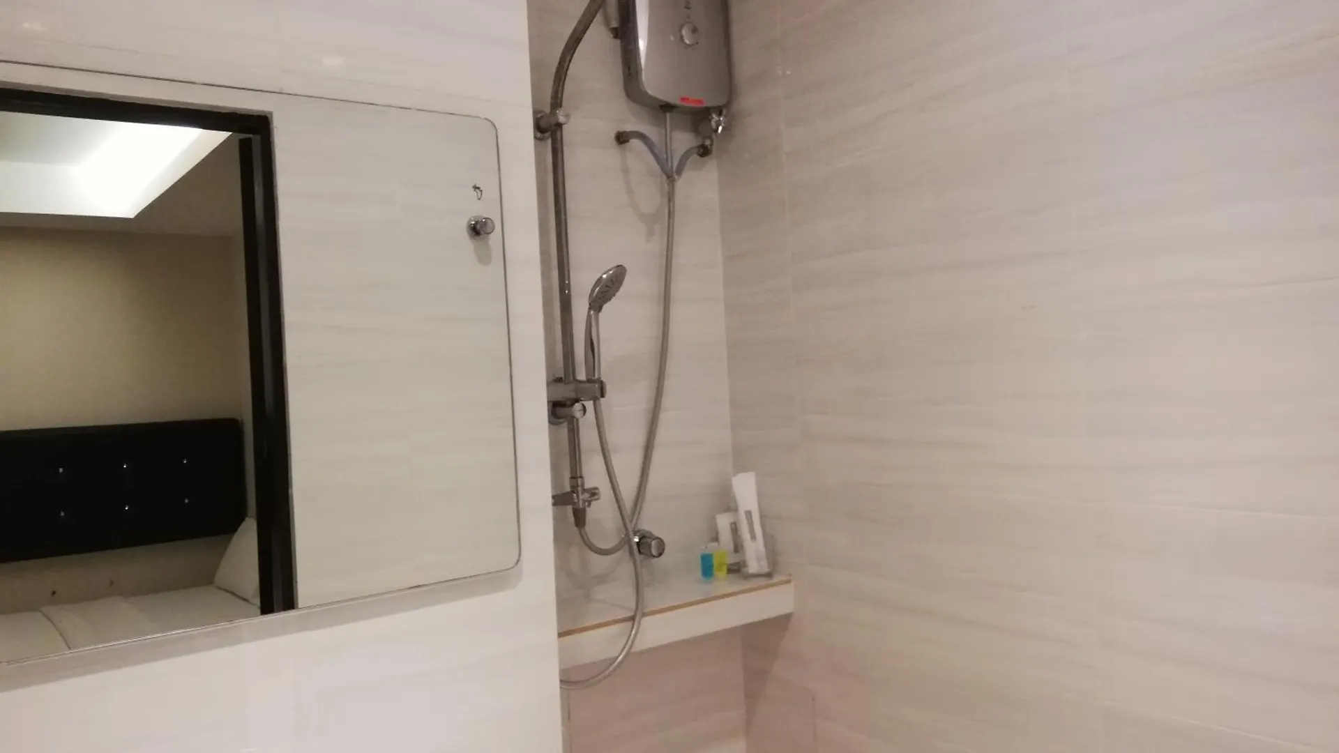 Ease Hotel Sdn Bhd Kota Kinabalu